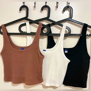 Set of 3 Old Navy Cropped Tanks - Size XL